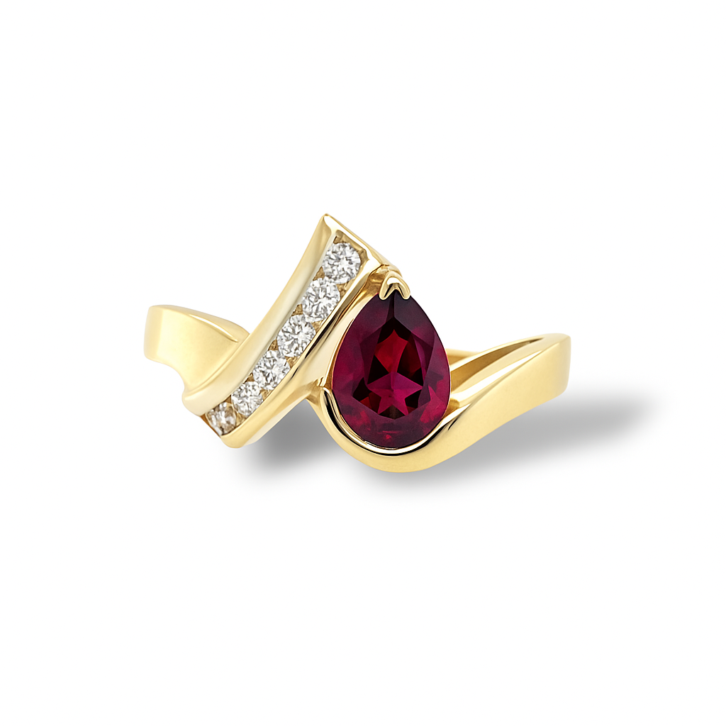 Garnet Pear-Cut Yellow Gold Ring