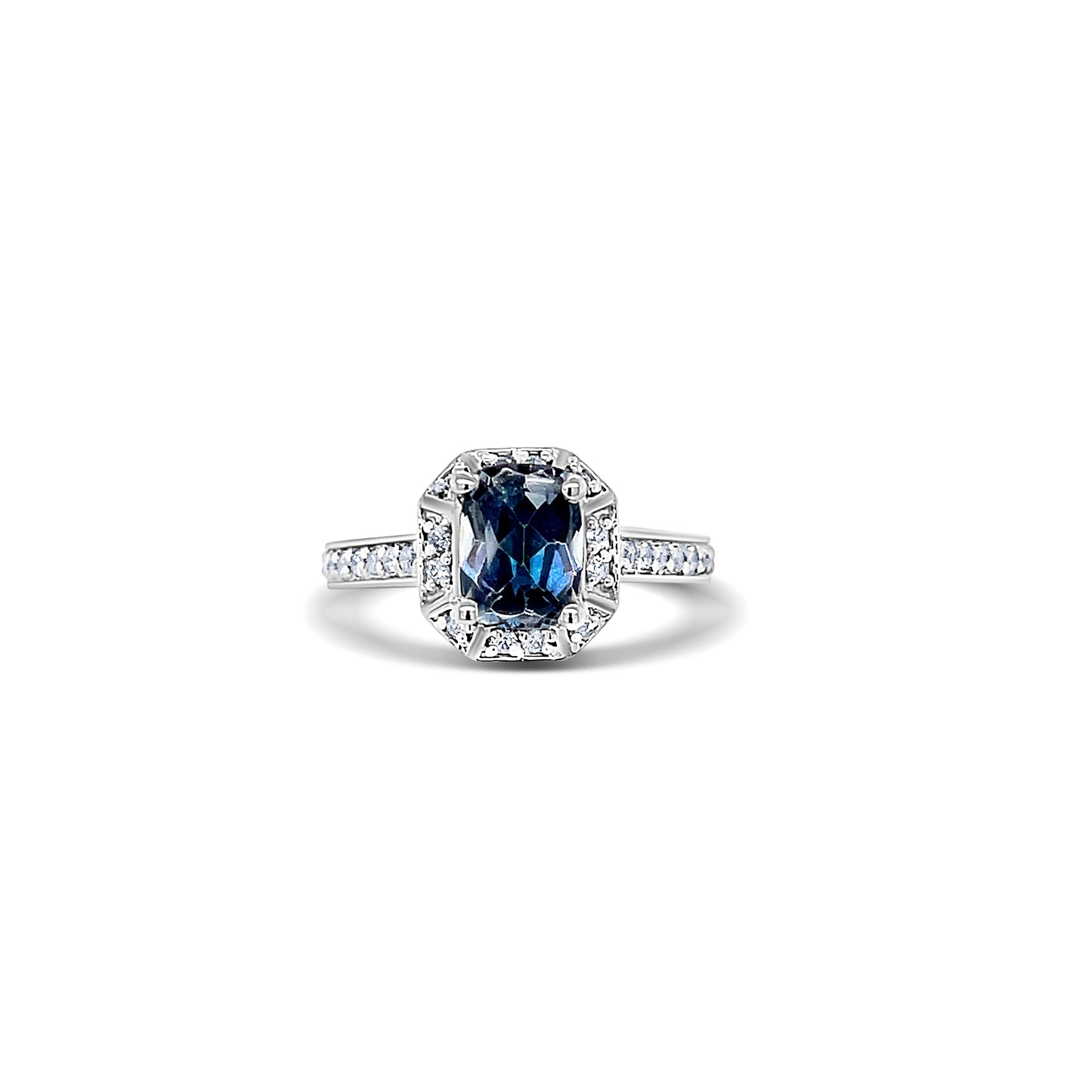Light Blue Round Cut Sapphire Ring