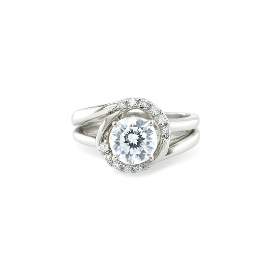 Brilliant Round-Cut White Gold Ring