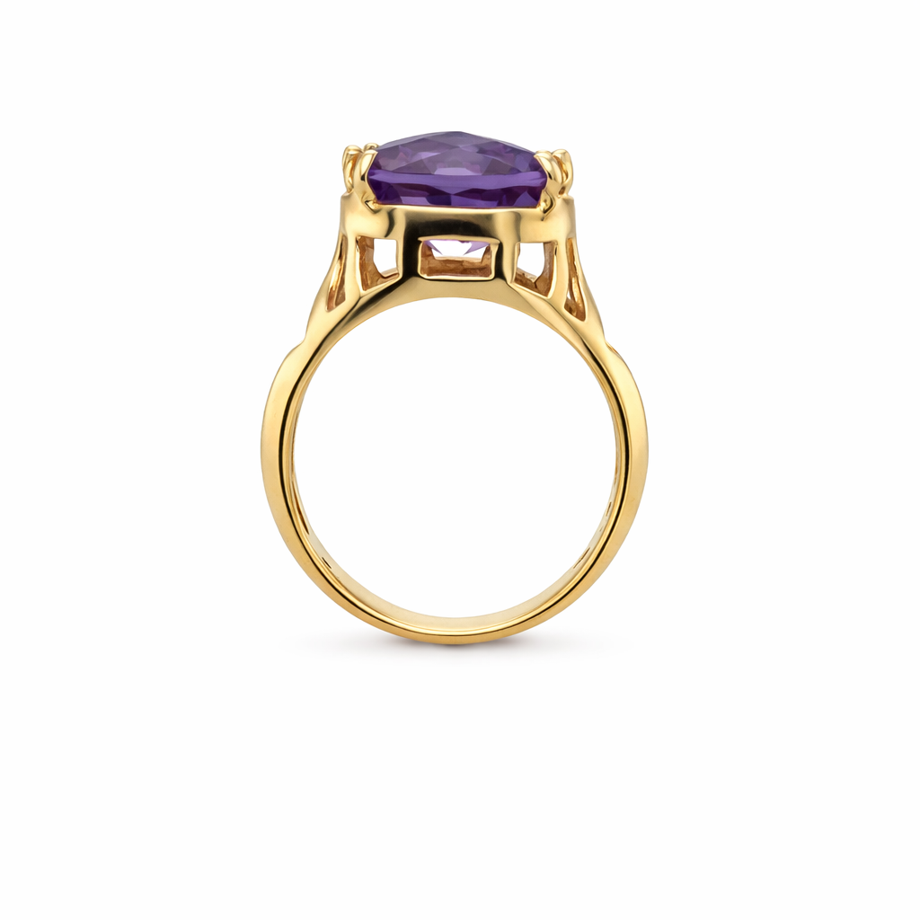 Amethyst Majesty Yelow Gold Ring