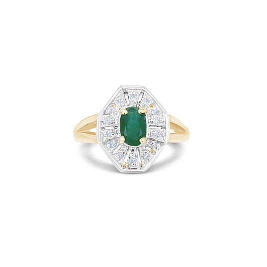 Oval-Shaped Emerald Gold Ring