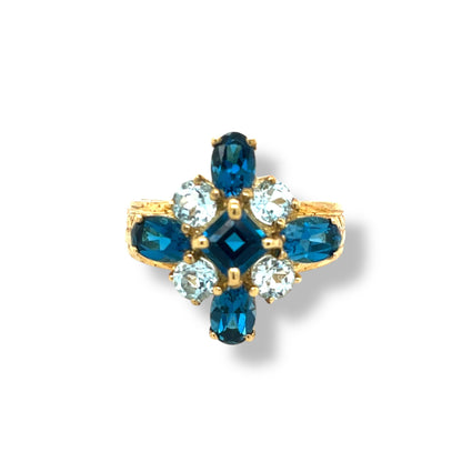 Square-Cut Yellow Gold Ring