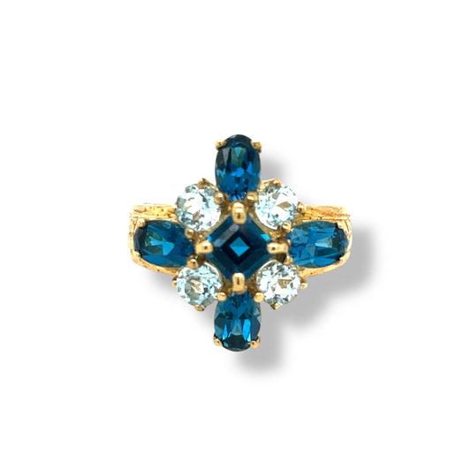 Square-Cut Yellow Gold Ring