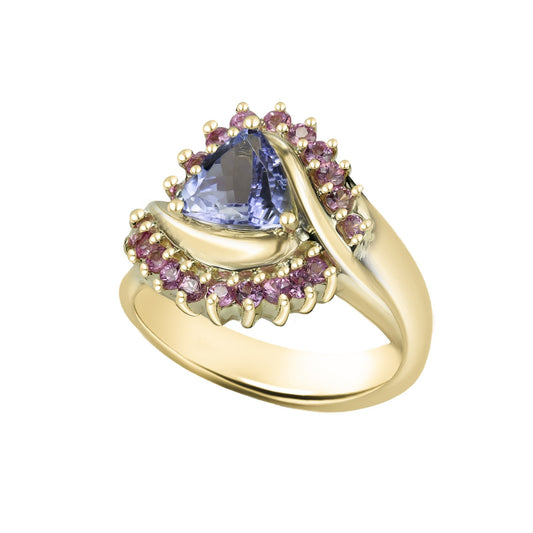 Tanzanite Triangular-Cut Yellow Gold Ring