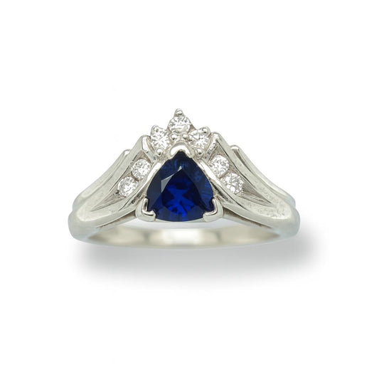 Royal Crest Sapphire Gold Ring