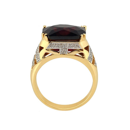 Garnet Cushion-Cut Birthstone Gold Ring