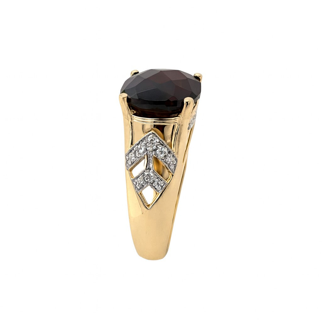 Garnet Cushion-Cut Birthstone Gold Ring