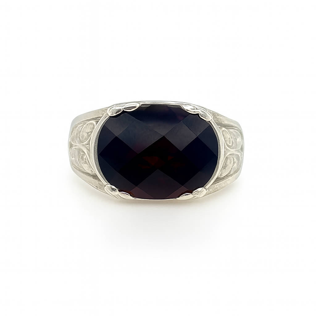Garnet Oval-Cut Birthstone Gold Ring